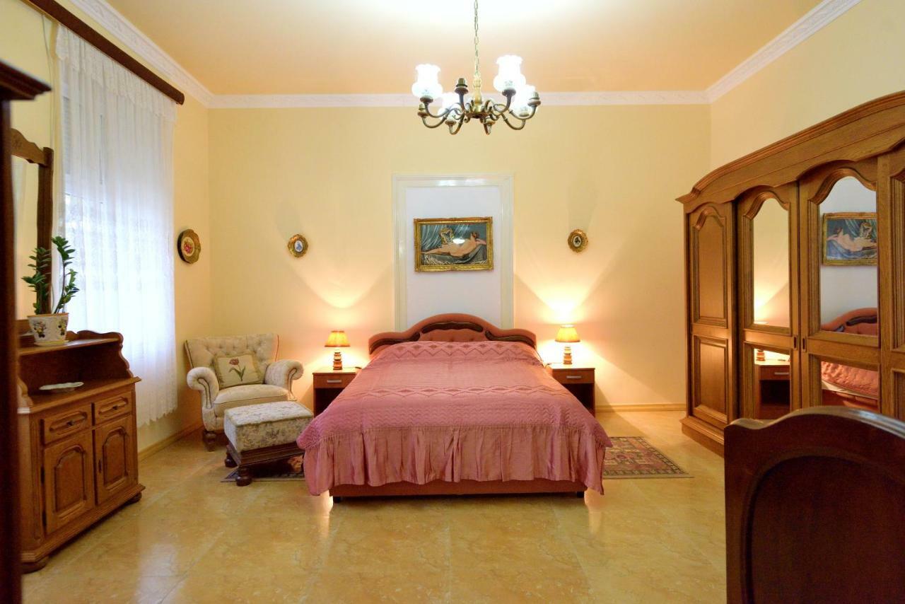 Apartman Vila Milica Kikinda Exterior foto